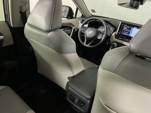 Used 2019 Toyota RAV4 Limited w/ All Weather Liner Package AWD/4WD image 35