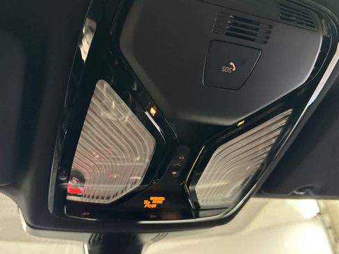 Used 2023 BMW M550i xDrive M550i xDrive w/ Parking Assistance Package image 29