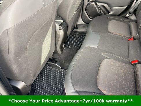 Certified 2023 Jeep Renegade Latitude image 28