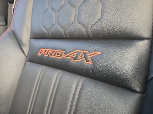 Used 2023 Nissan Frontier PRO-4X w/ Pro-4X Premium Package image 37