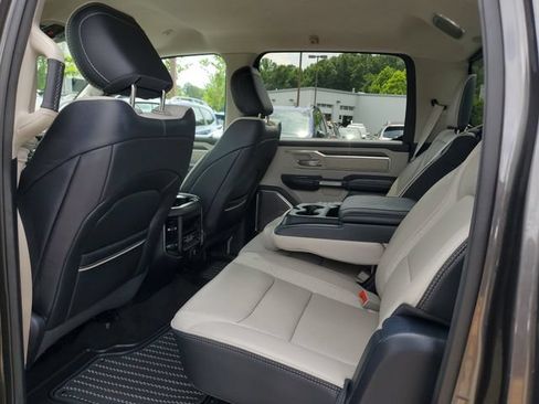 Certified 2022 RAM 1500 Limited RWD image 15
