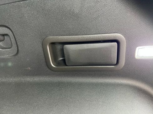 Used 2021 Chevrolet Blazer LT image 23