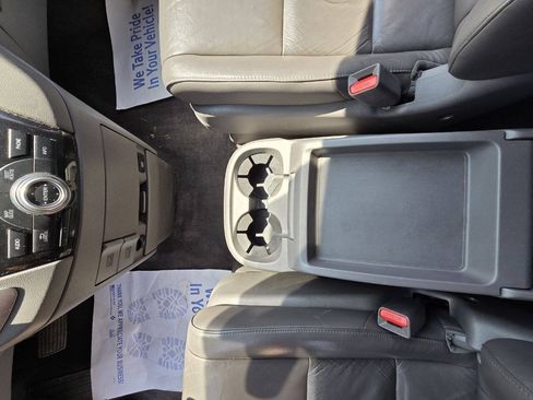 Used 2011 Honda Odyssey Touring Elite image 18