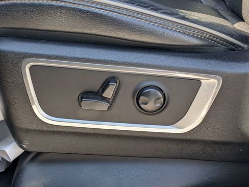 Used 2022 RAM 1500 Laramie AWD/4WD image 20