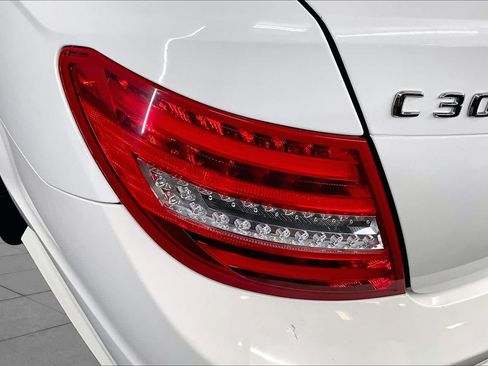 Used 2012 Mercedes-Benz C 300 4MATIC Sedan image 28