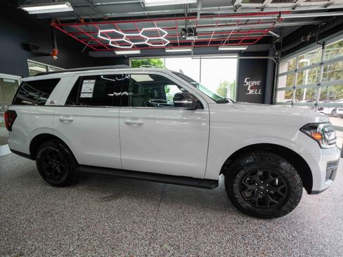 Used 2024 Ford Expedition Timberline AWD/4WD image 5