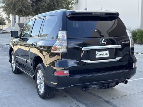 Used 2017 Lexus GX 460 image 5