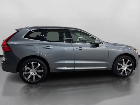 Used 2021 Volvo XC60 T5 Inscription w/ Advanced Package AWD/4WD image 11
