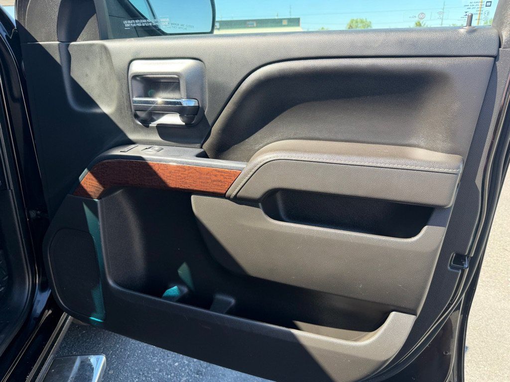 Used 2016 GMC Sierra 1500 SLE w/ Suspension Package, Off-Road AWD/4WD image 18
