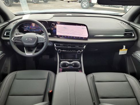 New 2026 Chevrolet Traverse LT w/ Midnight/Sport Edition FWD image 23