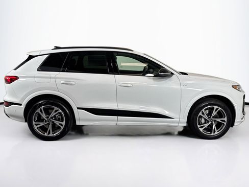 New 2027 Audi Q6 e-tron Premium Plus image 4