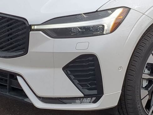 New 2026 Volvo XC60 B5 Plus w/ Climate Package AWD/4WD image 10