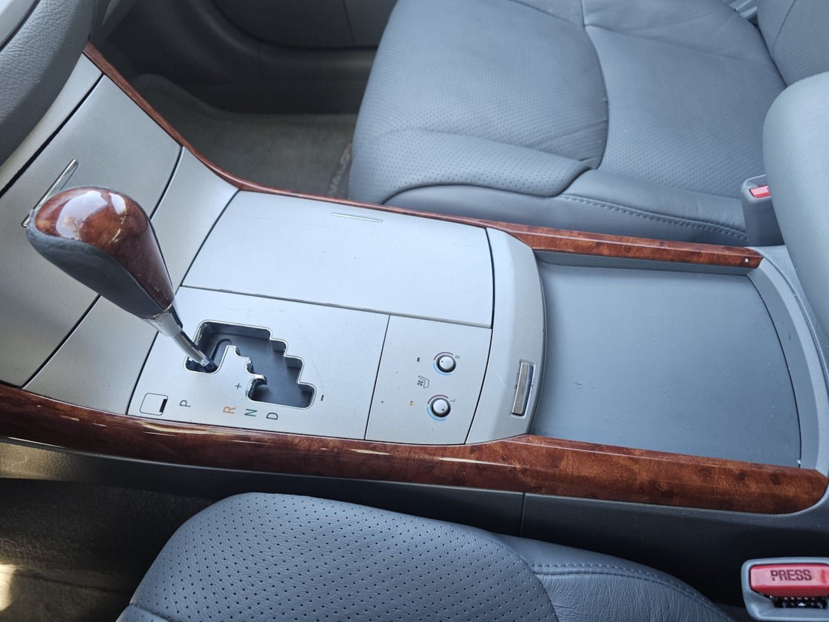 Used 2006 Toyota Avalon Limited FWD image 22
