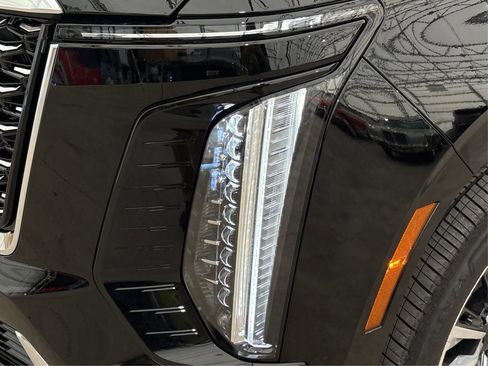 New 2025 Cadillac Escalade Premium Luxury image 15