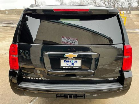 Used 2019 Chevrolet Suburban LT AWD/4WD image 5