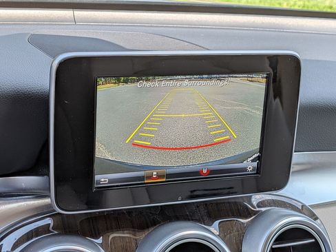 Used 2016 Mercedes-Benz GLC 300 image 24