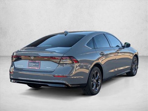 New 2025 Honda Accord EX-L image 2