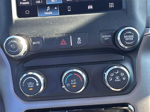 Certified 2024 RAM 3500 Big Horn image 28