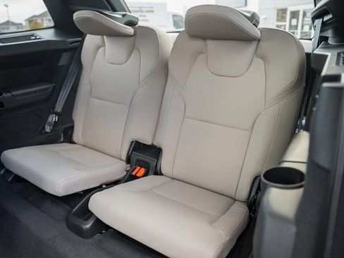 New 2026 Volvo XC90 B6 Plus w/ Protection Package Premier image 35
