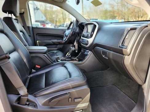 Used 2017 GMC Canyon SLT w/ Trailering Package image 11