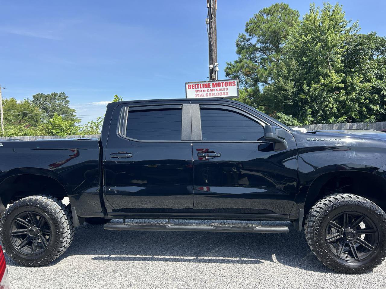 Used 2020 Chevrolet Silverado 1500 RST w/ All-Star Edition AWD/4WD image 3