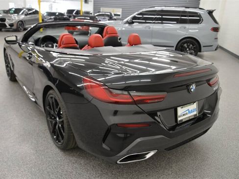 Used 2022 BMW 840i Convertible RWD image 15