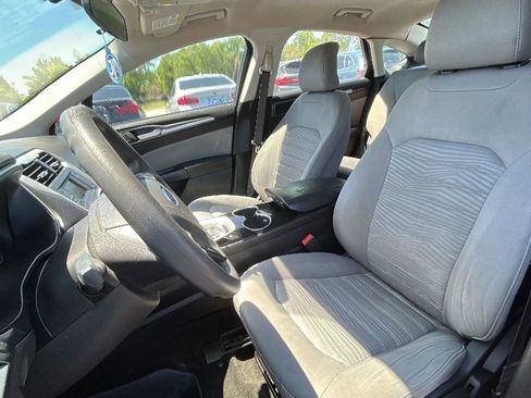 Used 2016 Ford Fusion S FWD image 22