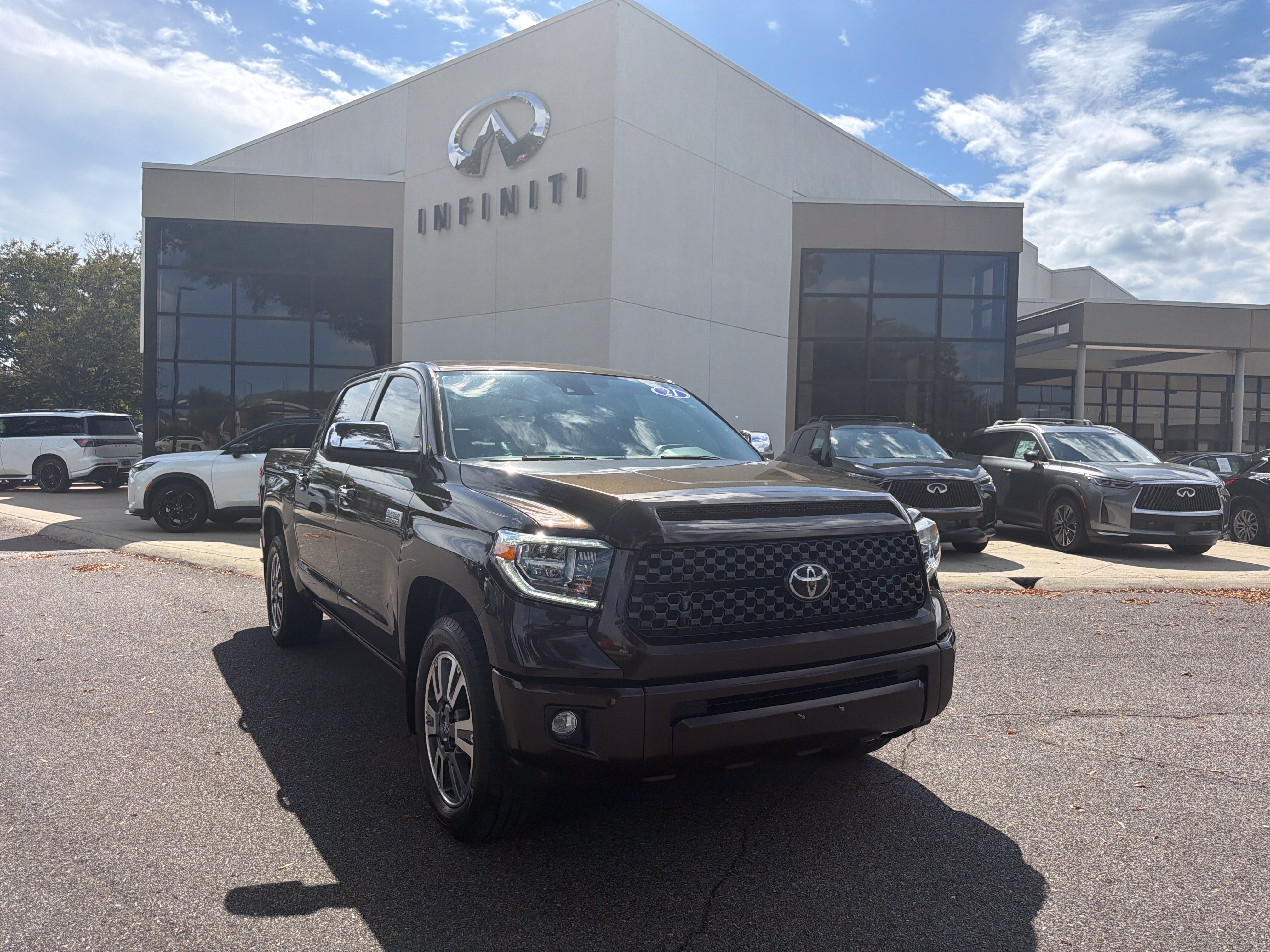 Used 2021 Toyota Tundra Platinum RWD image 1