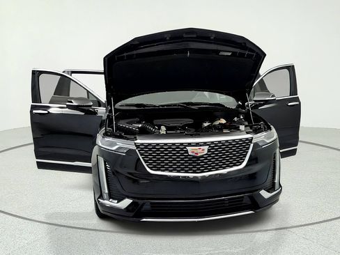 Certified 2024 Cadillac XT6 Premium Luxury w/ LPO, Floor Liner Package FWD image 15