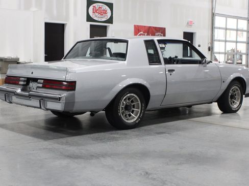 Used 1987 Buick Regal Coupe RWD image 24
