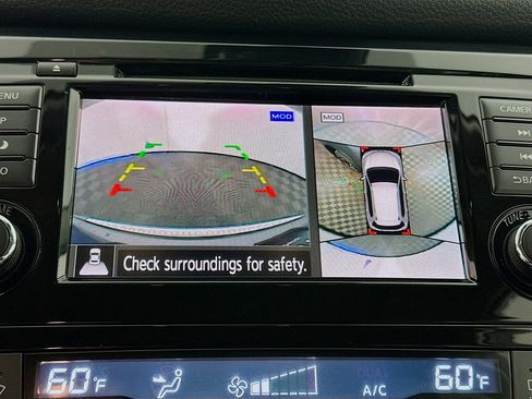 Used 2018 Nissan Rogue SL w/ Premium Package AWD/4WD image 22
