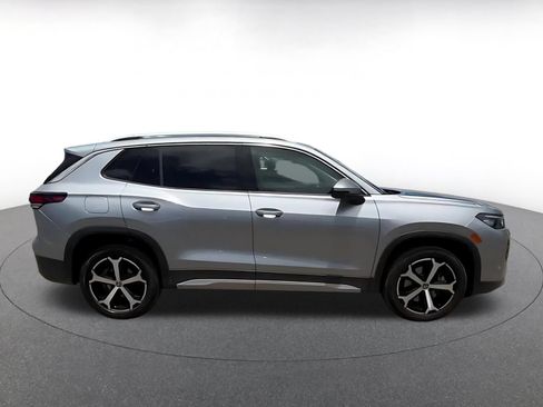 Used 2026 Volkswagen Tiguan SE AWD/4WD image 16