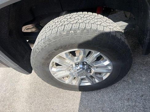 Used 2022 GMC Sierra 2500 Denali AWD/4WD image 14