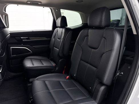 Used 2022 Kia Telluride EX w/ EX Premium Package image 33