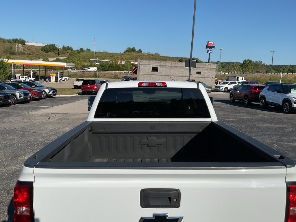 Used 2017 Chevrolet Silverado 2500 LTZ w/ Vortec Plus Package AWD/4WD image 8