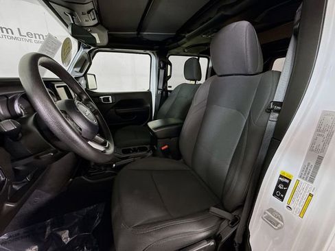 Used 2022 Jeep Wrangler Unlimited Sport image 18