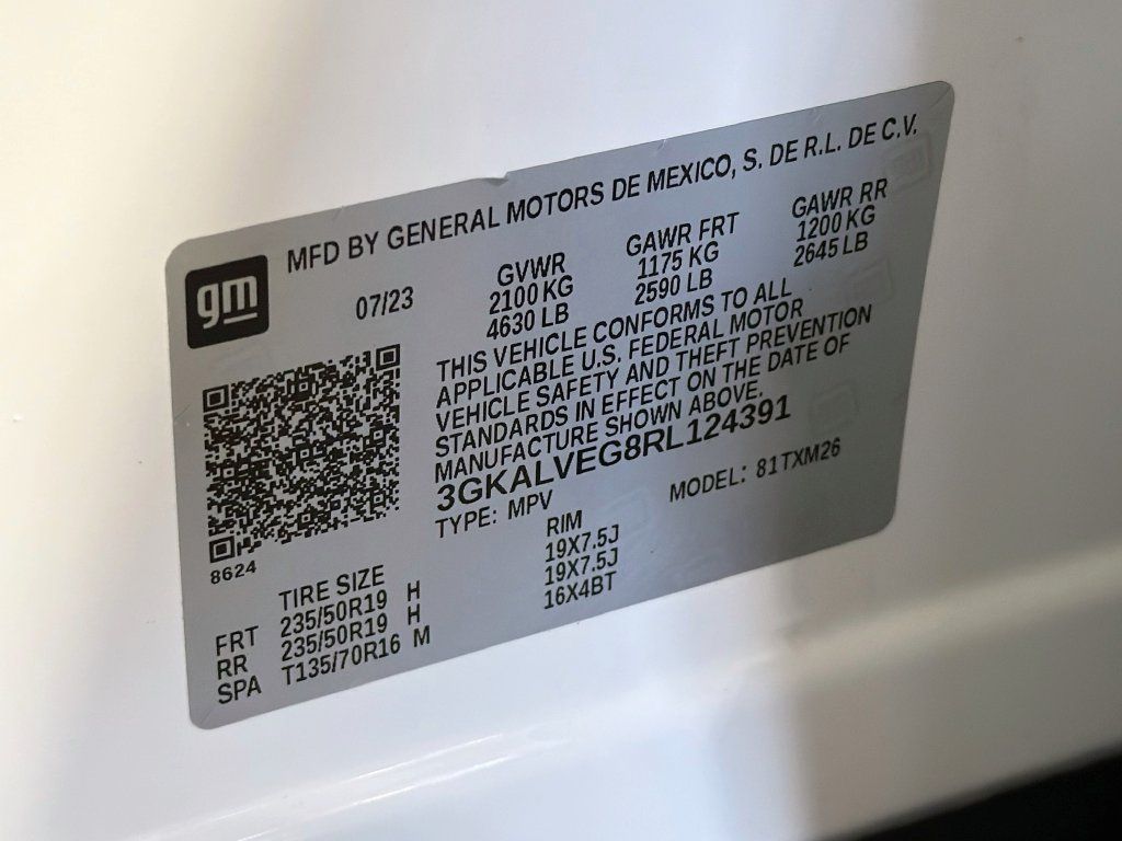 Used 2024 GMC Terrain SLT w/ Elevation Edition AWD/4WD image 17