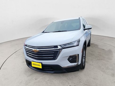 Used 2023 Chevrolet Traverse LT image 6