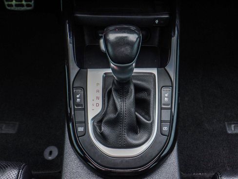 Used 2023 Kia Forte GT-Line w/ GT-Line Premium Package FWD image 29
