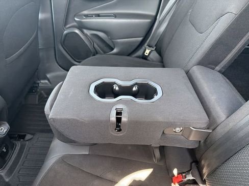 Used 2020 Jeep Renegade Altitude image 26