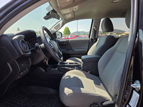 Certified 2023 Toyota Tacoma SR AWD/4WD image 20