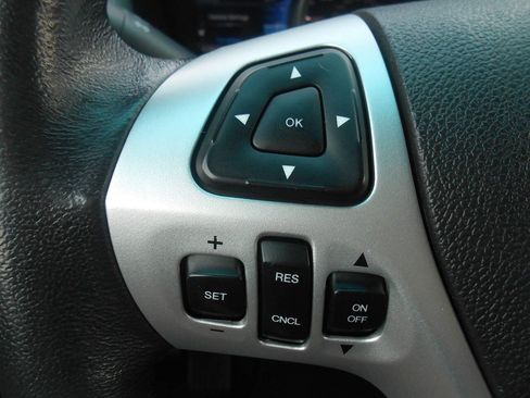 Used 2012 Ford Explorer XLT AWD/4WD image 16