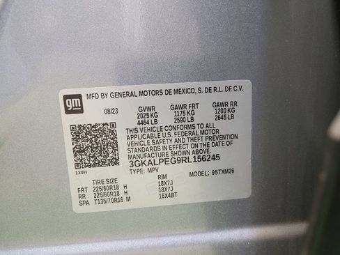 Used 2024 GMC Terrain SLT image 33