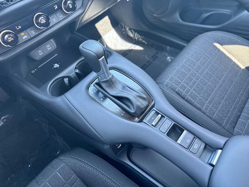 New 2026 Honda HR-V LX image 21