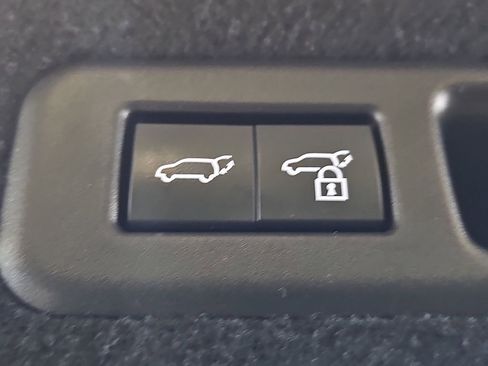 Certified 2022 Lexus RX 450hL Luxury w/ Cold Area Package (CT) AWD/4WD image 13