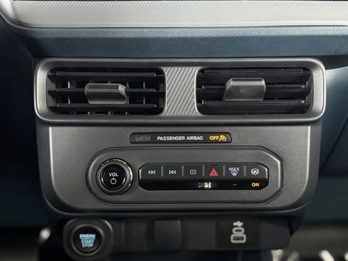 Used 2025 Ford Maverick XLT w/ XLT Luxury Package AWD/4WD image 36