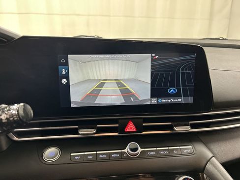 Used 2023 Hyundai Elantra SEL w/ Convenience Package image 15