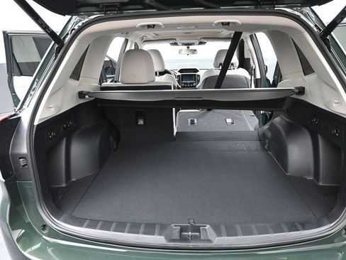 Used 2024 Subaru Forester Premium image 19