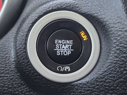 Used 2017 Dodge Journey SXT w/ Premium Group image 19