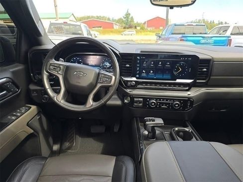 Used 2023 Chevrolet Silverado 1500 ZR2 w/ Technology Package image 14